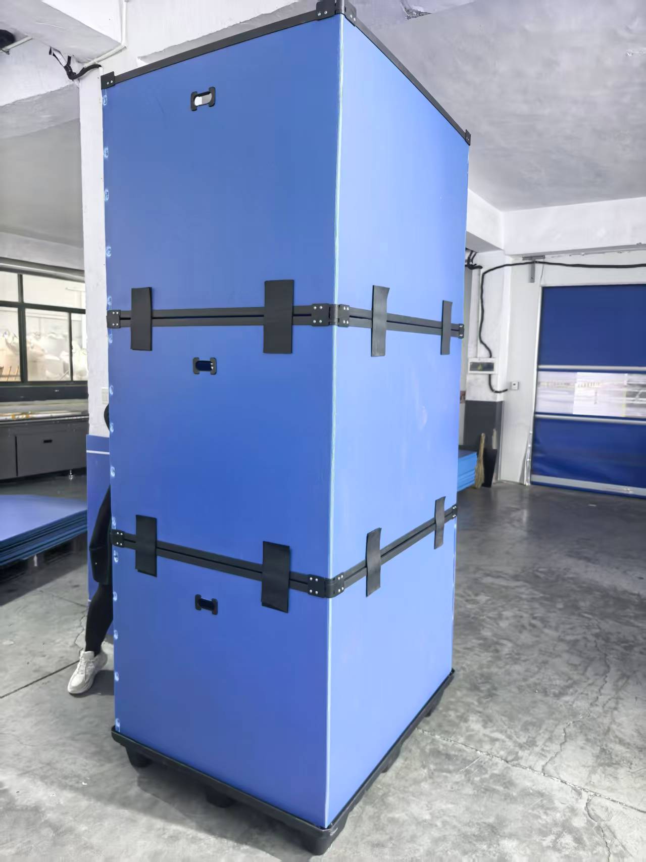 CLP reusable pallet system